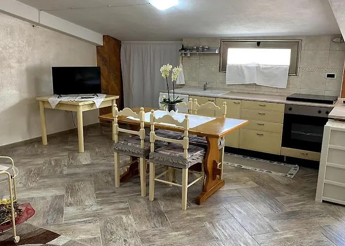 Apartman Penthouse Di Charme In Borgo Vicino Al Mare Nulvi