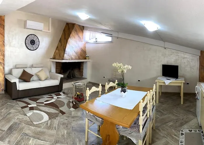 Penthouse Di Charme In Borgo Vicino Al Mare Apartman Nulvi